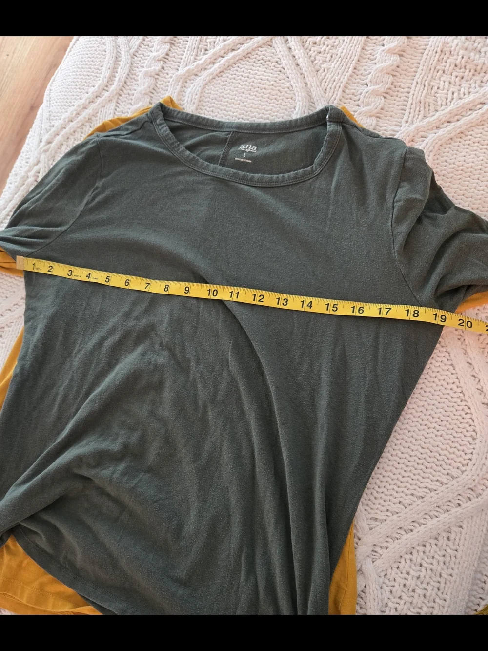 Set of Three Crewneck Long Sleeve Tees L - Picture 5 of 5